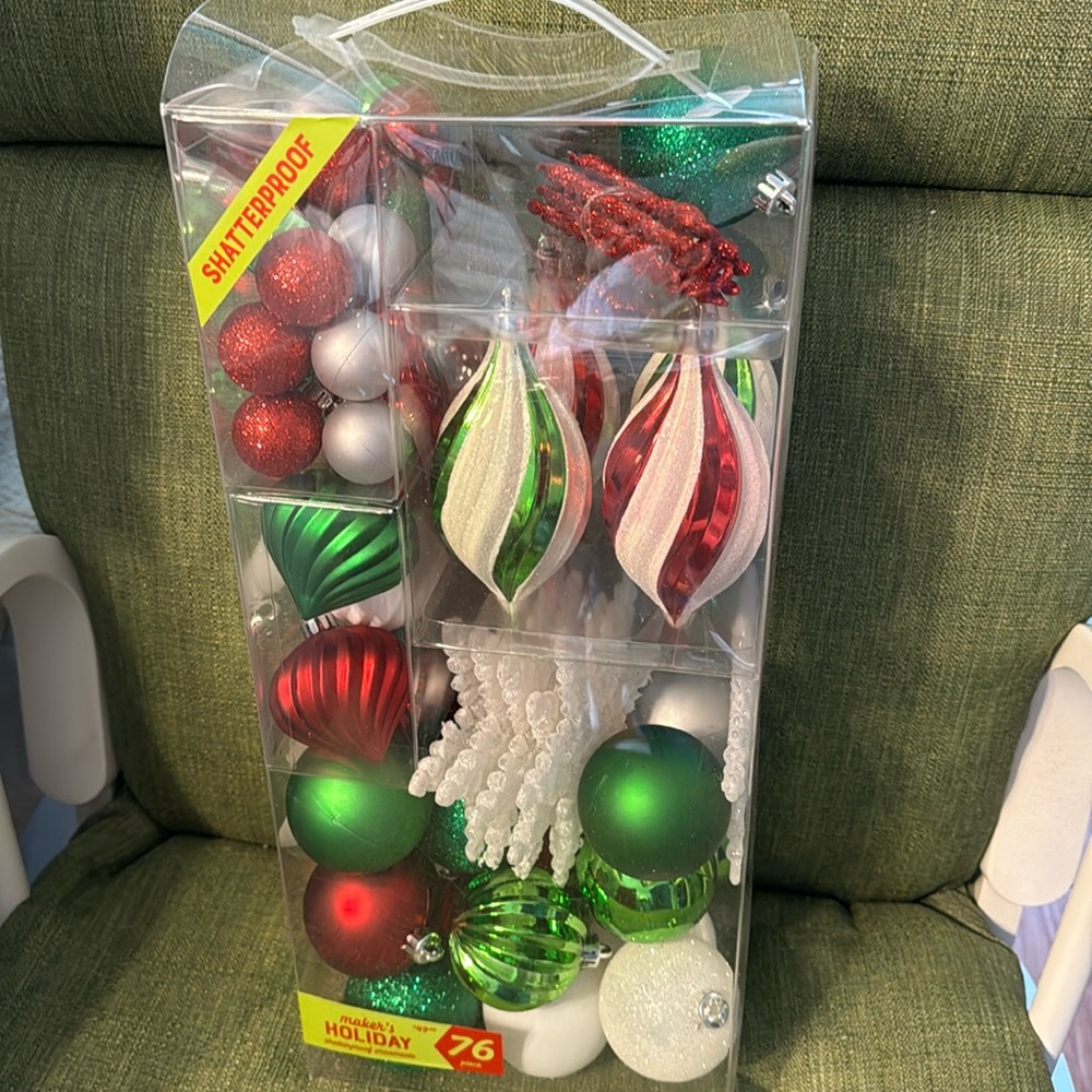 Maker’s Holiday Shatterproof Ornaments 76 Piece - New In Container